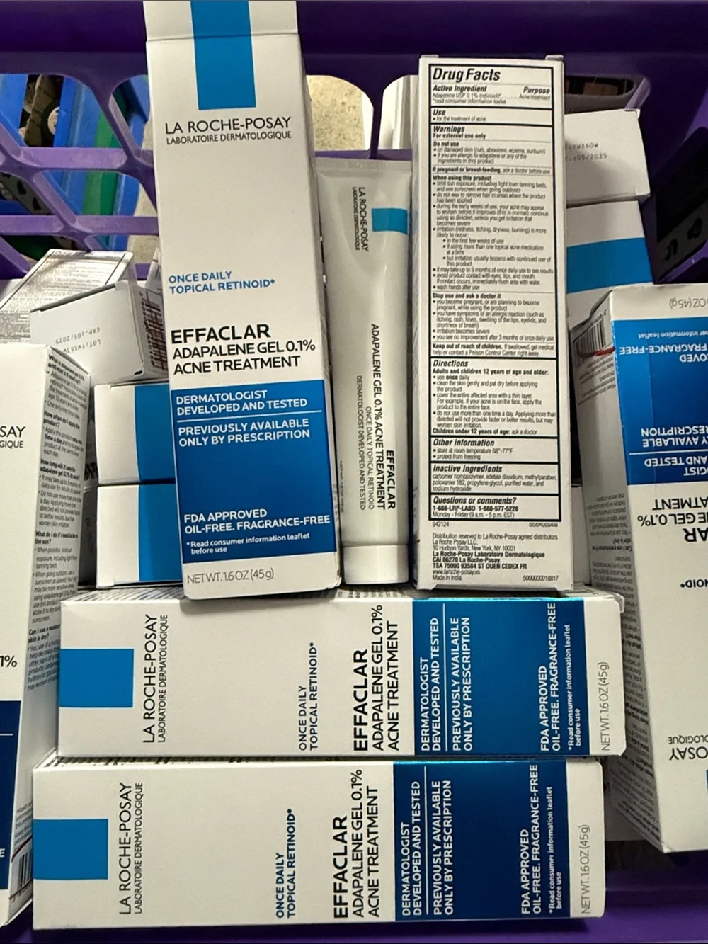 La Roche-posay Acne Treatment - White/Blue wholesale reseller 30 pieces